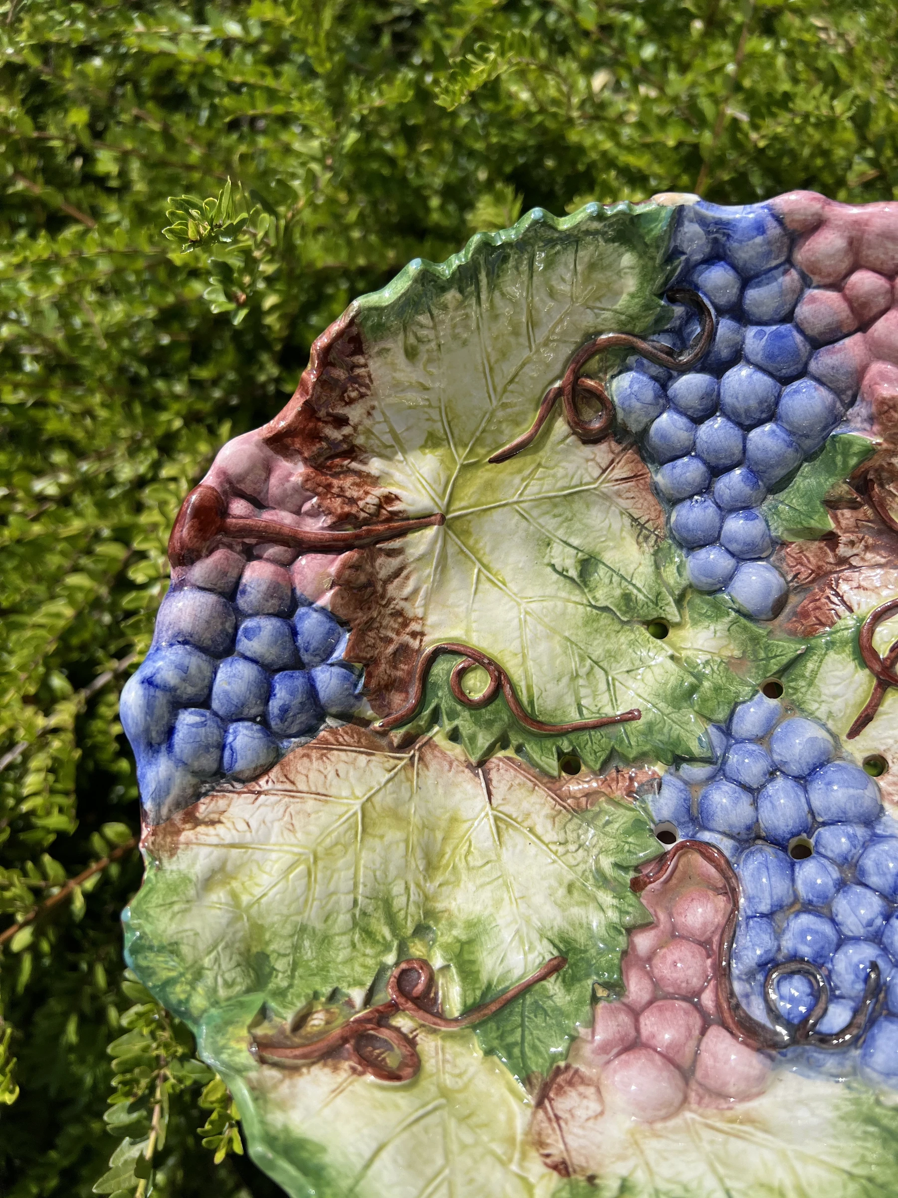 🍇 Vintage keramische fruitafvoer met druiven & wijndruifbladeren decor 23 – photo 7